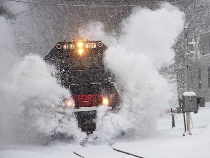 Algunas líneas de transporte están suspendidas en Nueva York por la tormenta invernal
