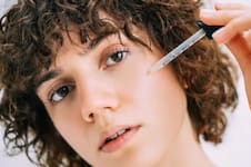 ADN de peces y excrementos de ave: qué dicen los dermatólogos sobre los tratamientos que obsesionan a las redes