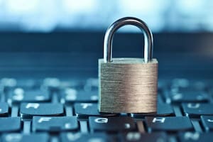 ¿Cómo hacer una contraseña segura para evitar hackeos y ciberataques?