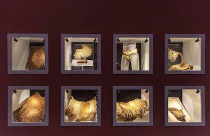 Algunos de los accesorios encontrados junto a las momias de Chinchorro exhibidos en el Museo San Miguel de Azapa.
