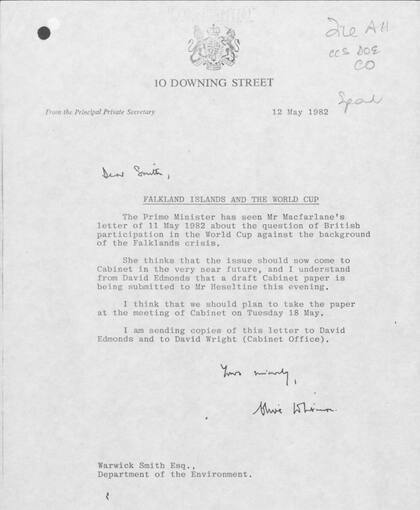 Algunos de los documentos secretos a través de los cuales la primer ministro Margaret Tatcher y su gabinete debatieron la posibilidad de retirar a las tres selecciones británicas (Inglaterra, Escocia e Irlanda del Norte) del Mundial de España 1982