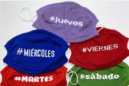 Algunos de los modelos de los barbijos de Casa Fight