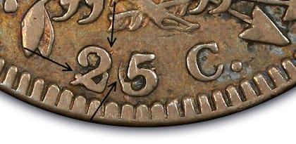 Algunos ejemplares presentan errores de acuñación, como el de 1828, que durante el grabado la denominación facial de "25 C." se sobrepone al de "50"
