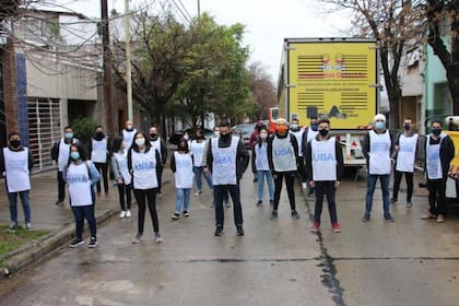 Algunos estudiantes de sexto año de la UBA pueden ayudar como voluntarios en el Plan DeterctAr