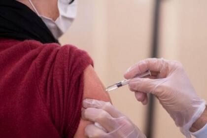 Algunos grupos en la sociedad tendrán prioridad a la hora de recibir las vacunas