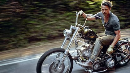 Algunos hombres manifiestan deseo por comprarse cosas que nunca hubieran imaginado como por ejemplo una motocicleta