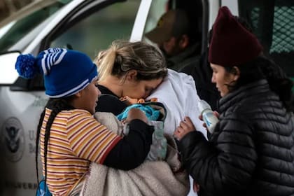 Algunos indocumentados creen que la deportación solo afectará a criminales. Otros tienen miedo