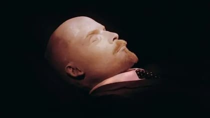 Algunos rusos creen que el cuerpo de Lenin debe ser enterrado