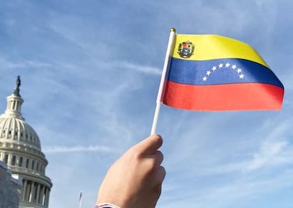 Algunos venezolanos podrán mantener su TPS en Estados Unidos por tiempo limitado
