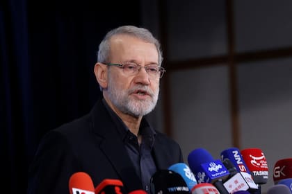 Ali Larijani aseguró que Irán no va a negociar con Estados Unidos (AP Foto)