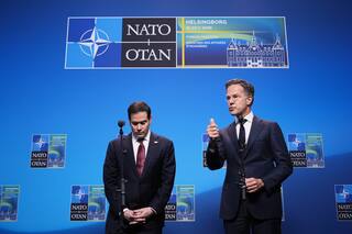Aliados de la OTAN, desconcertados por el giro de Trump sobre tropas de US$ en Europa