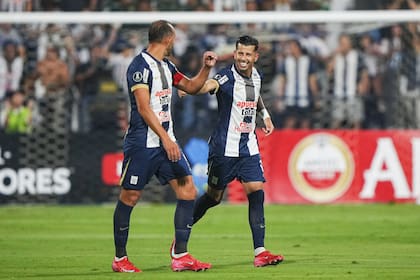 Alianza Lima festejó ante Boca en la ida de la Fase 2; este martes buscará pasar a la Fase 3
