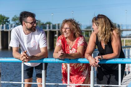 Alicia Messina, paciente oncológica, junto a sus seres queridos.