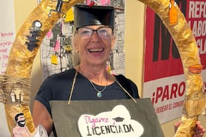 Empezó siete carreras y se recibió a los 65 años: “La edad no es un impedimento; quien no tiene proyectos se muere”