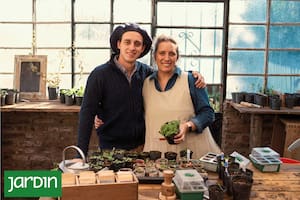 La fotógrafa que convirtió la observación de las plantas en un emprendimiento familiar