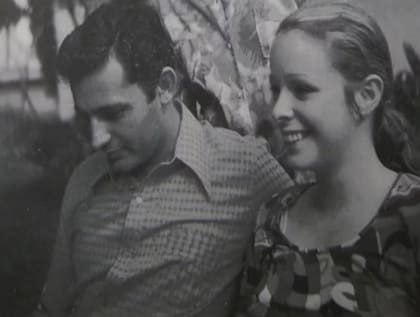 Alina y su primer marido Yoyi Jiménez