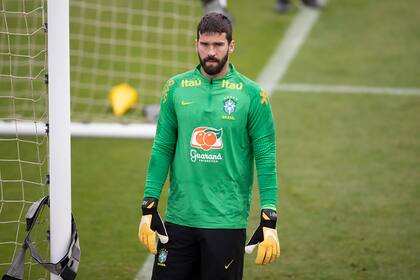 Alisson, de Liverpool, es uno de los mejores arqueros del mundo en la actualidad