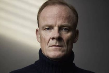 Alistair Petrie está casado y tiene tres hijos