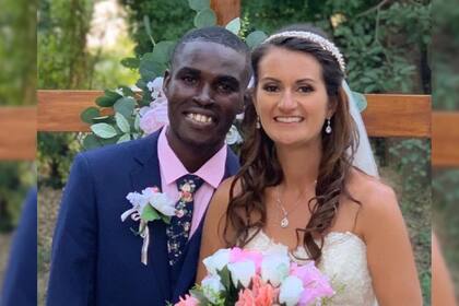 Alix Dorsainvil (der.) y su esposo, Sandro Dorsainvil