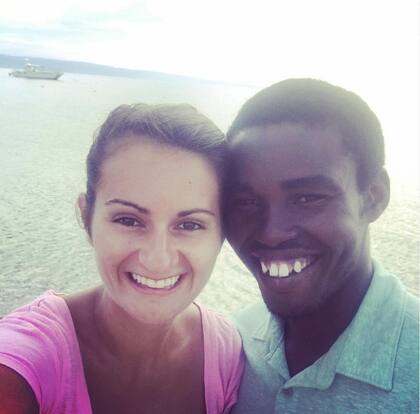 Alix Dorsainvil es originaria de New Hampshire y se mudó a Haití para hacer su ministerio de ayuda