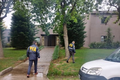 Allanamiento de la Polocía Federal en una propiedad que sería de Insaurralde, en 2023