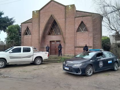 Allanamiento de la PSA en la iglesia evangélica El Shaddai, de Mar del Plata