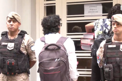 Allanamiento en la AFA sobre la calle Viamonte, buscan documentos contables