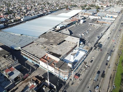 Allanamiento en oficinas de Jorge Castillo, “El Rey de la Salada”, por lavado de dinero y evasión.