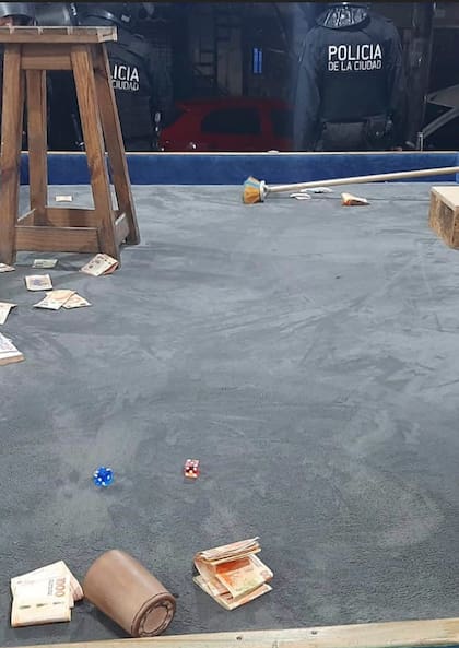 Allanamiento en un casino clandestino