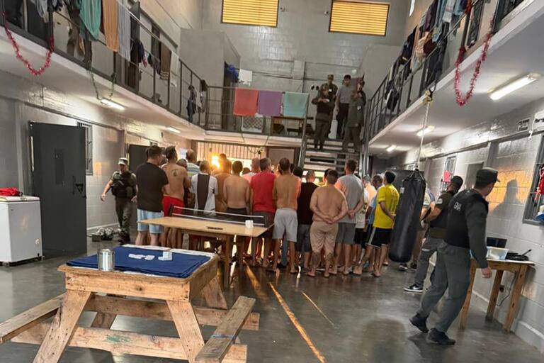 Allanamiento en uno de los pabellones de la Unidad Penal N° 9 de Gualeguaychú