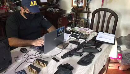 Allanamientos en Rosario por venta ilegal de armas