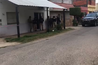 Allanamientos en Rosario y en Entre Ríos por venta ilegal de armas