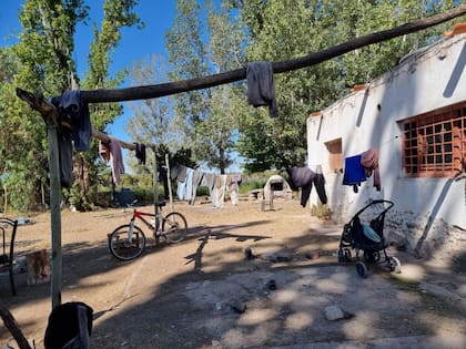 Allanaron una finca en Mendoza y asistieron a 10 ciudadanos víctimas de explotación laboral