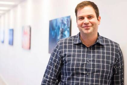 Alli Ottarsson asegura que el programa de 90 días en Helsinki "es casi como una versión para adultos de un campamento de verano"