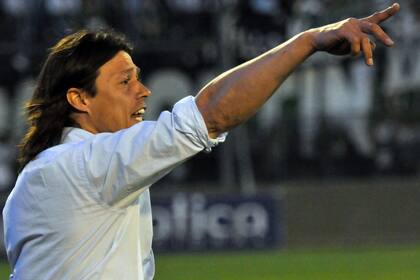 Almeyda recuerda su paso como DT de River