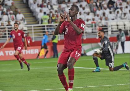 Almoez Ali, el delantero que buscará romper redes con la selección de Qatar