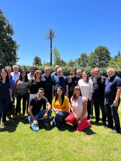 Almorzó en Villa Allende con dirigentes y legisladores del PRO.
