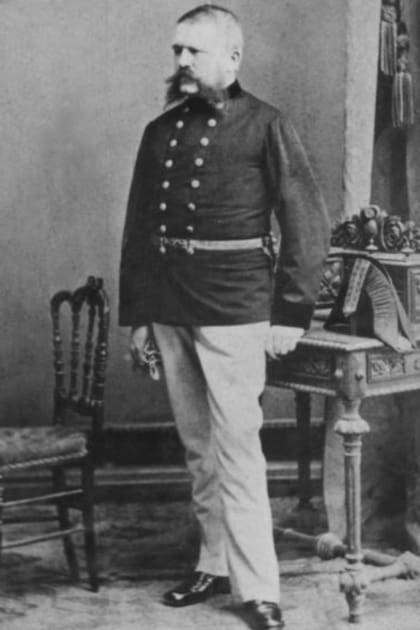 Alois Hitler, el padre del dictador, era un agente de aduanas presuntuoso, según lo que surge de las cartas que le enviaba a un amigo y que ahora se recopilan en un libro