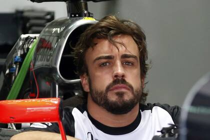 Alonso en su McLaren; el domingo volverá a correr