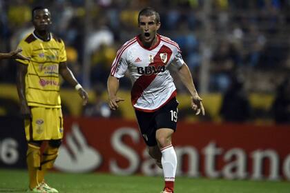 Alonso marcó dos para River en Venezuela