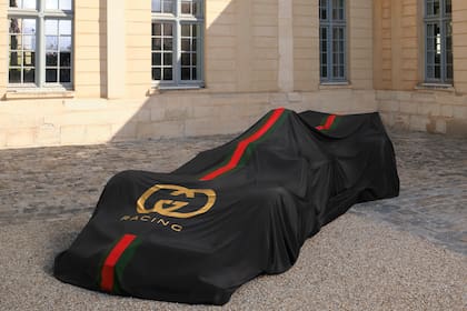 Alpine dejará de tener el color rosa y pasaría a tener colores negro y dorado en sus autos
