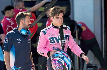 Alpine's Argentinian driver Franco Colapinto arrives for the qualifying session at the Red Bull Ring race track in Spielberg, Austria, on June 28, 2025, ahead of the Formula One Austrian Grand Prix. (Photo by Darko Bandic / POOL / AFP)