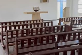 Alquiló una habitación por Airbnb y terminó durmiendo en una iglesia