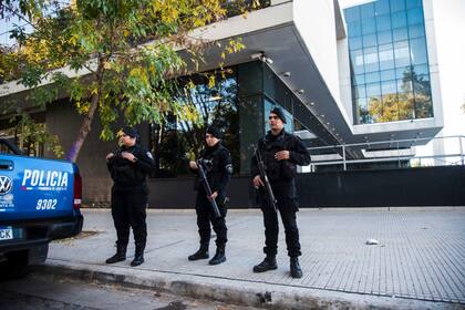 Alrededor del edificio de los tribunales rosarinos se estableció un fuerte operativo de seguridad