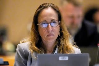 Alta funcionaria de la FDA impulsa petición de advertencias sobre antidepresivos en el embarazo