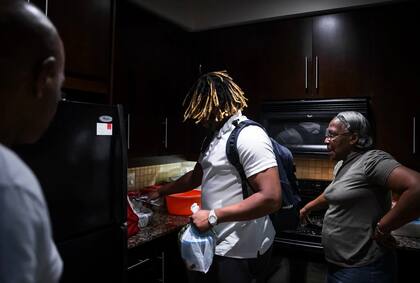 Altagracia Alvino ha cocinado para generaciones enteras de beisbolistas latinos (NYT/Tara Walton)