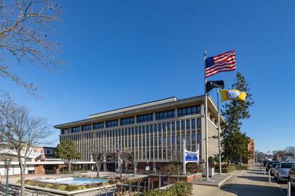 Altas tasas de pobreza y desempleo agravan la inseguridad social