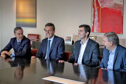 Alternativa Federal, la confluencia fallida que nucleó a Urtubey, Schiaretti, Massa y Pichetto, antes de las elecciones de 2019. El tigrense intenta atraer a esos dirigentes de cara al balotaje.