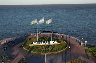 Buscan a dos pescadores que se metieron en el Río de la Plata y no regresaron