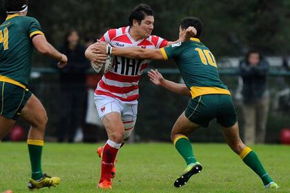 Alumni frenó a Los Tilos